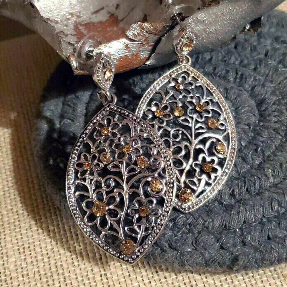 Elegant Silver and Gold Floral Earrings